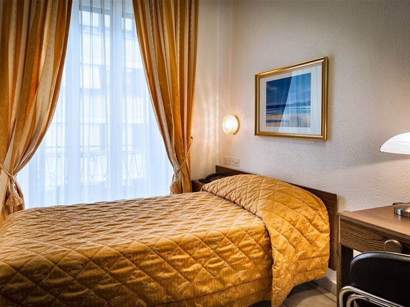 Dell'angelo 3*